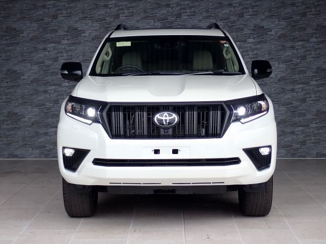 TOYOTA Land Cruiser Prado TX L Packet Matte Black Ed Pearl White 2023′ FKHM8