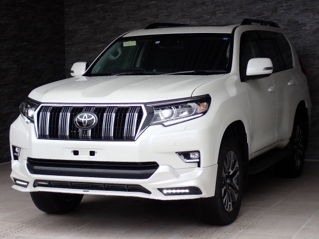 TOYOTA Land Cruiser Prado TX L Package Pearl White 2022′ FKHNK