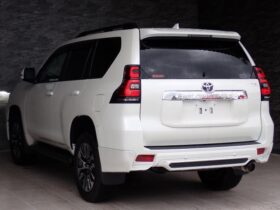 
									TOYOTA Land Cruiser Prado TX L Package Pearl White 2022′ FKHNK full								