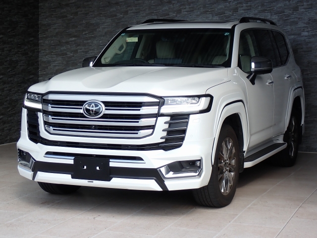 TOYOTA Land Cruiser Wagon ZX Pearl White 2024′ FKHNT