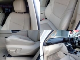 
									TOYOTA Land Cruiser Wagon ZX Pearl White 2024′ FKHNT full								