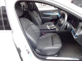 
									BMW 7 Series 740i Excellence Pearl White 2024′ FKHPN full								