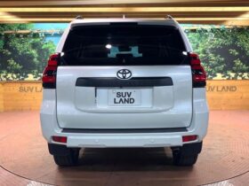
									TOYOTA Land Cruiser Prado TX L Packet Matte Black Ed Pearl White 2023′ FKQ46 full								