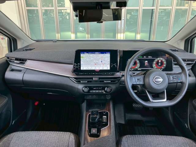 NISSAN AURA G White/Black 2024′ FKQIM