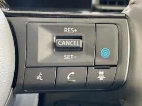 
									NISSAN Serena e-POWER Highway Star V Black/Pearl White 2024′ FKRBD full								
