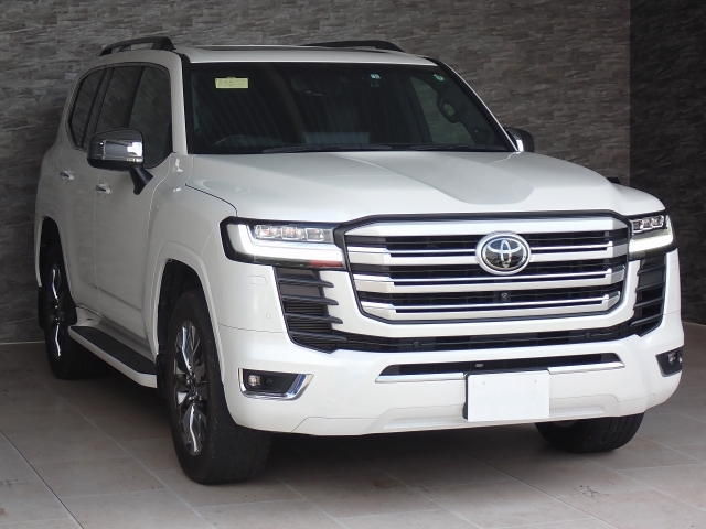 TOYOTA Land Cruiser Wagon ZX Pearl White 2022′ FMMRZ