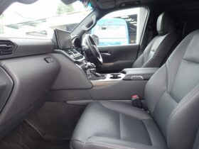 
									TOYOTA Land Cruiser Wagon ZX Pearl White 2022′ FMMRZ full								