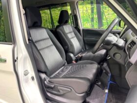 
									NISSAN Serena e-POWER Highway Star V Pearl White 2022′ FMUM1 full								