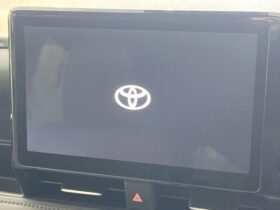 
									TOYOTA Voxy S-Z Pearl White 2025′ FMUUI full								