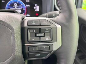 
									TOYOTA Land Cruiser Wagon VX Pearl White 2024′ FMVEX full								