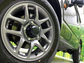 
									SUZUKI Jimny XC Green 2025′ FMVFQ full								