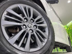 
									TOYOTA Voxy S-G Pearl White 2024′ FMVI2 full								