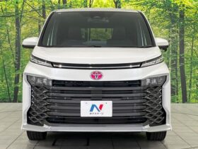 
									TOYOTA Voxy S-G Pearl White 2024′ FMVI2 full								