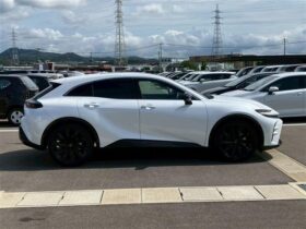 
									TOYOTA Crown Sport 2.5 Z 4WD Pearl White 2024′ FMZEN full								