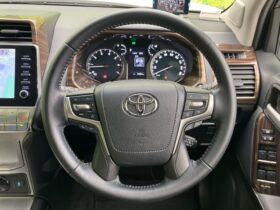 
									TOYOTA Land Cruiser Prado TX L Package Pearl White 2023′ FMZUB full								