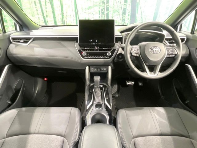 TOYOTA Corolla Cross Z Pearl White 2025′ FMZZR