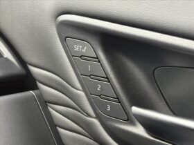 
									TOYOTA Alphard Z  Moonroof  13.2 Type Flip Dow Pearl White 2023′ FN087 full								