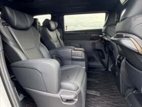 
									TOYOTA Alphard Z  Moonroof  13.2 Type Flip Dow Pearl White 2023′ FN087 full								