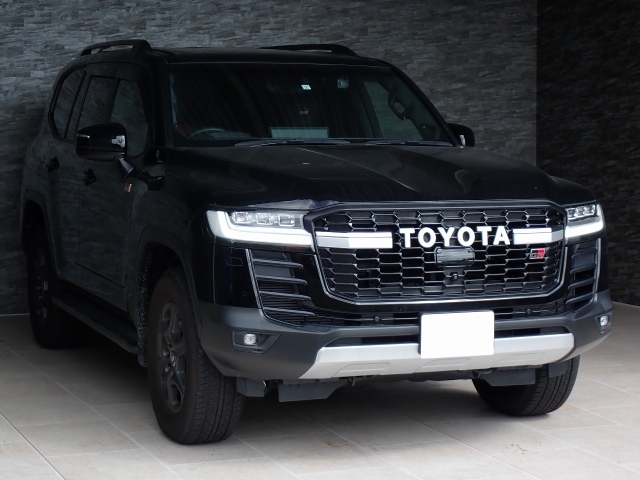TOYOTA Land Cruiser Wagon GR Sport Black 2023′ FORVU