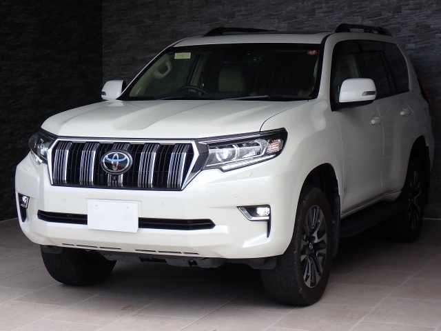 TOYOTA Land Cruiser Prado TX L Package Sunroof 7 Seater Pearl White 2022′ FORW8