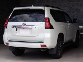 
									TOYOTA Land Cruiser Prado TX L Package Sunroof 7 Seater Pearl White 2022′ FORW8 full								