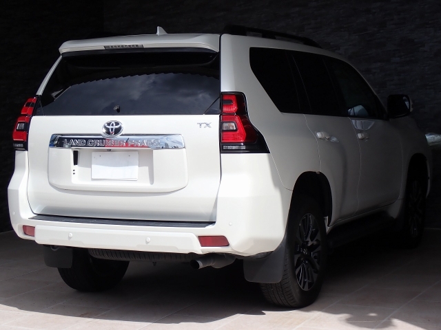TOYOTA Land Cruiser Prado TX L Package Pearl White 2021′ FORWC