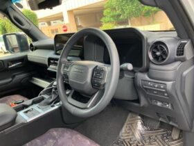
									TOYOTA Land Cruiser Wagon Special VX First Edition Pearl White 2024′ FR8X5 full								