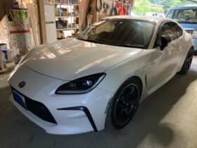 
									TOYOTA 86 RC Pearl White 2023′ FR99Y full								