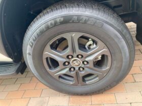 
									TOYOTA Land Cruiser Wagon GR Sport Pearl White 2024′ FR9L3 full								