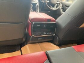 
									TOYOTA Land Cruiser Wagon GR Sport Pearl White 2024′ FR9L3 full								