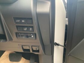 
									TOYOTA Land Cruiser Wagon GR Sport Pearl White 2024′ FR9L3 full								