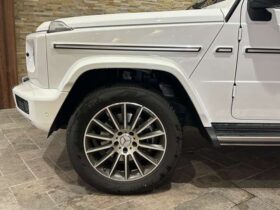 
									Mercedes-Benz G Class G400d AMG Line Pearl White 2021′ GFKBK full								