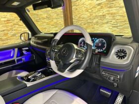 
									Mercedes-Benz G Class G400d AMG Line Pearl White 2021′ GFKBK full								