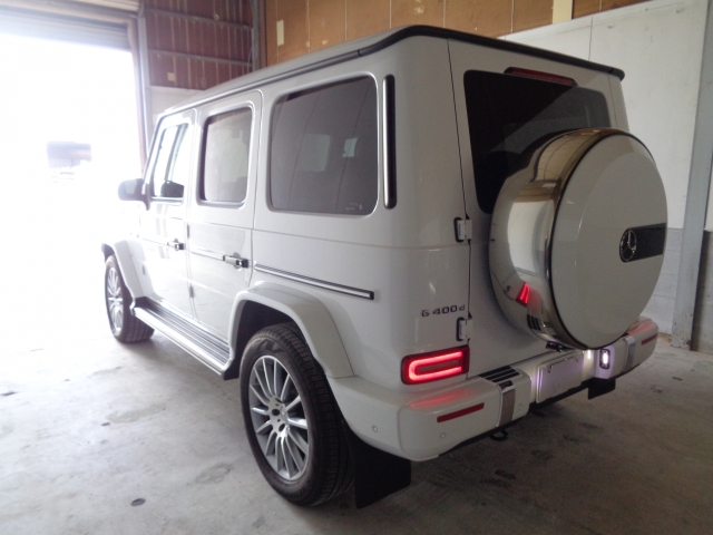 Mercedes-Benz G Class G400d Pearl White 2022′ H22M4