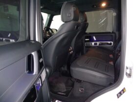 
									Mercedes-Benz G Class G400d Pearl White 2022′ H22M4 full								
