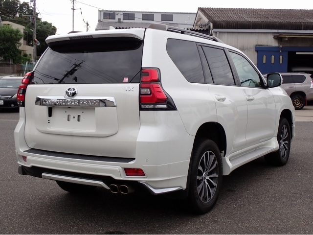 TOYOTA Land Cruiser Prado TX L Package Sunroof 7 Seater Pearl White 2021′ HAN8K