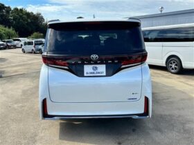 
									TOYOTA Vellfire 2.5 Z Premier 7 people Pearl White 2023′ HHEVR full								
