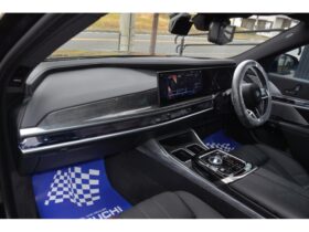
									BMW 7 Series 740i M Sport Black 2023′ HVFLM full								