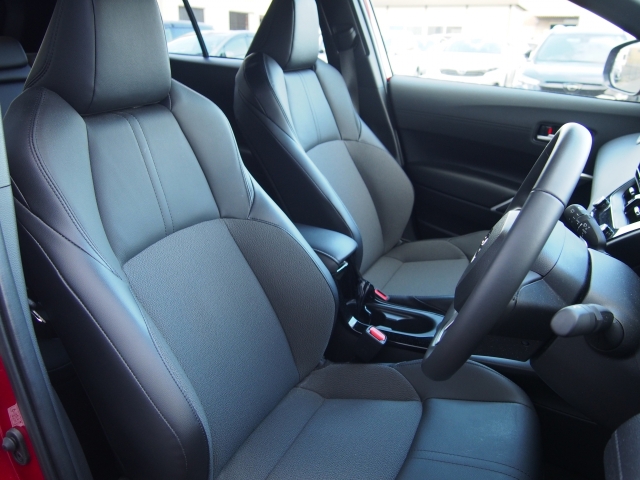 TOYOTA Corolla Cross Z Red 2024′ I3D2V
