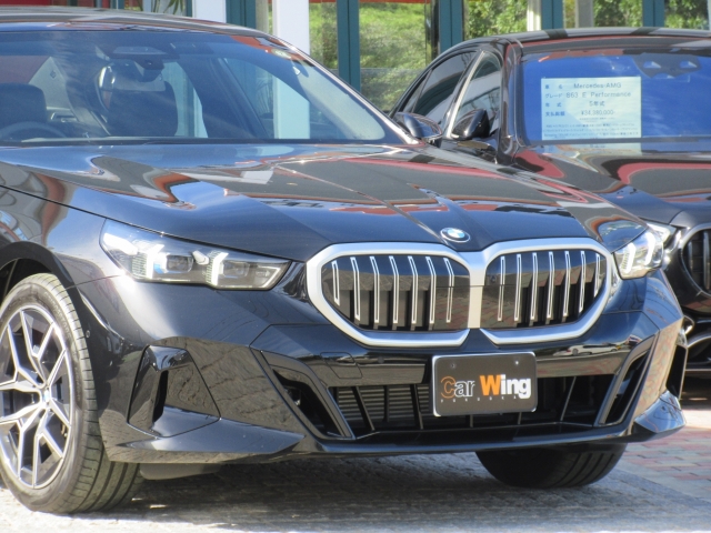 BMW 5 Series 523d xDrive M Sport Black 2024′ I8XX7
