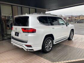 
									TOYOTA Land Cruiser Wagon ZX with Modelista Aero Parts Pearl White 2022′ INAOS full								