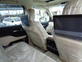 
									TOYOTA Land Cruiser Wagon ZX 7-seater Pearl White 2023′ J5FB6 full								