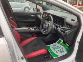 
									NISSAN AURA NISMO RECARO Sports Seat Pearl White 2023′ J5FH8 full								
