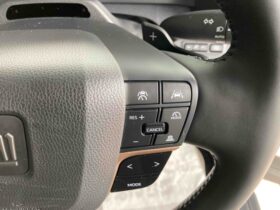 
									TOYOTA Crown CrossOver RS Advanced Moderista   Aero Pearl White 2023′ JQIUL full								