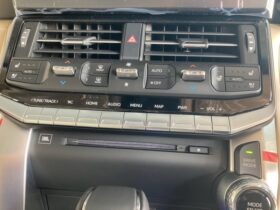
									TOYOTA Land Cruiser Wagon ZX   Modelista Aero – Unused Pearl White 2023′ JWB67 full								