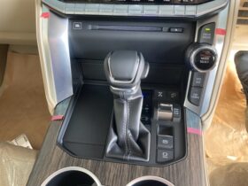 
									TOYOTA Land Cruiser Wagon ZX   Modelista Aero – Unused Pearl White 2023′ JWB67 full								