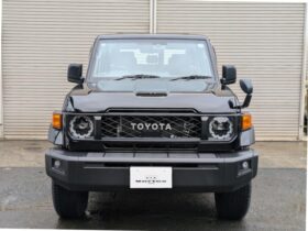 
									TOYOTA Land Cruiser Wagon AX Black 2024′ JZQI1 full								