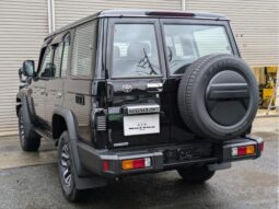 TOYOTA Land Cruiser Wagon AX Black 2024′ JZQI1