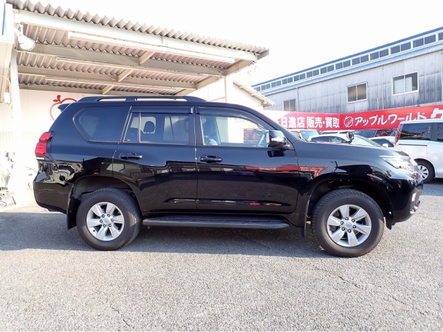 TOYOTA Land Cruiser Prado TX Sunroof 7 Seater Black 2020′ K7O0C