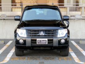 MITSUBISHI Pajero 3.0 Short VR-I 4WD Black 2010′ KEFGX